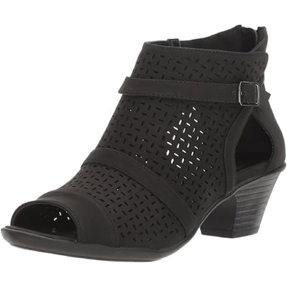 Easy Street black Carrigan